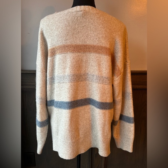 Wishlist Women's Sweater - Cream, Blue, Tan soft cozy oversized - Picture 4 of 8